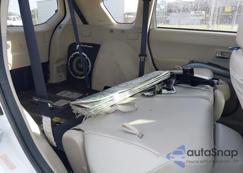 2010 Mitsubishi Outlander Se z USA, uszkodzony, nr VIN JA4AS3AW5AZ007228